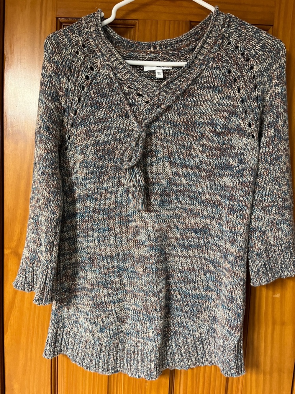 Sonoma Blue-Gray Multicolor V-Neck Sweater with Tassel Tie